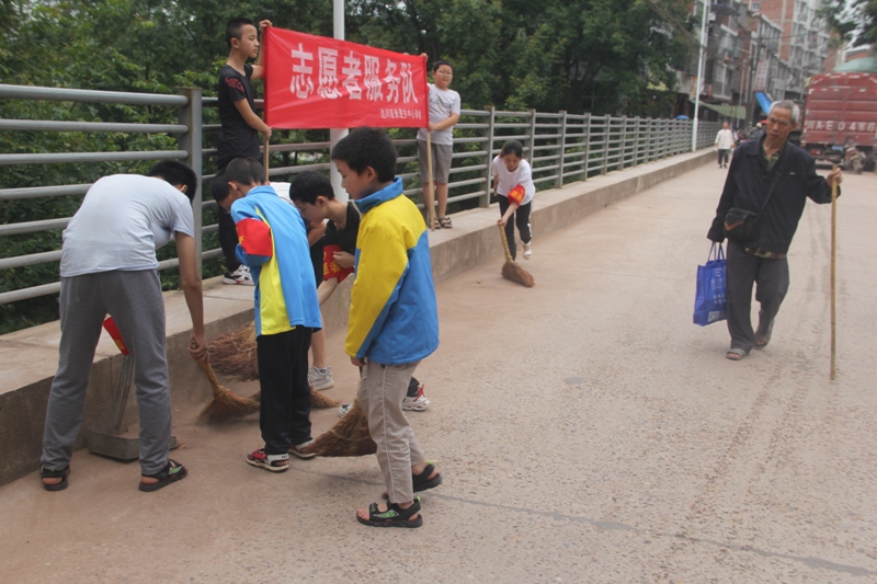 志愿者1-2.jpg