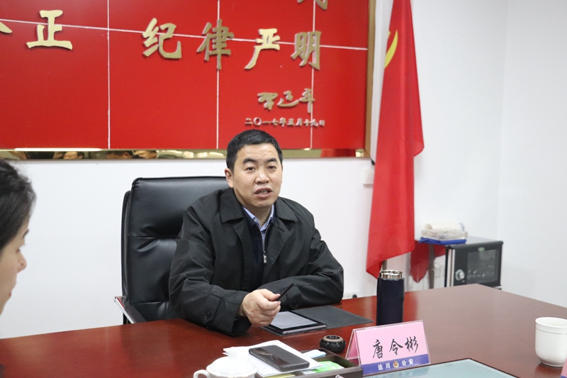 唐令彬带队督导城区缓堵保畅工作